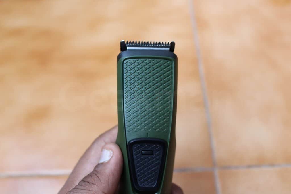Philips BT1212/15 Trimmer Review & Unboxing, and Pros & Cons 12 Philips BT1212/15 Trimmer Review