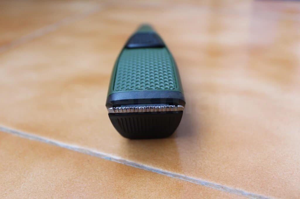 Philips BT1212/15 Trimmer Review & Unboxing, and Pros & Cons 16 Philips BT1212/15 Trimmer Review