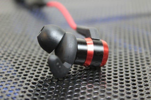 1More iBFree Bluetooth In-Ear Headphones Review 7 1More iBFree Bluetooth In-Ear Headphones