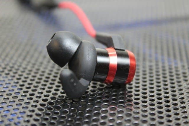 1More iBFree Bluetooth In-Ear Headphones