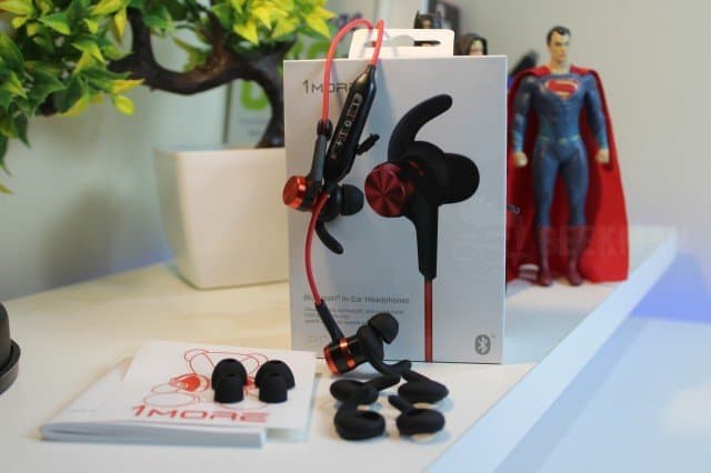 1More iBFree Bluetooth In-Ear Headphones Review 2 1More iBFree Bluetooth In-Ear Headphones