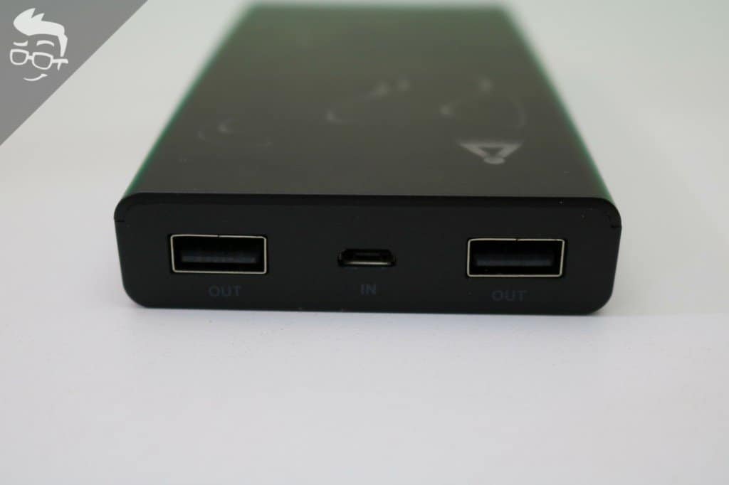 iVOOMi Titan 10000 mAH Power Bank