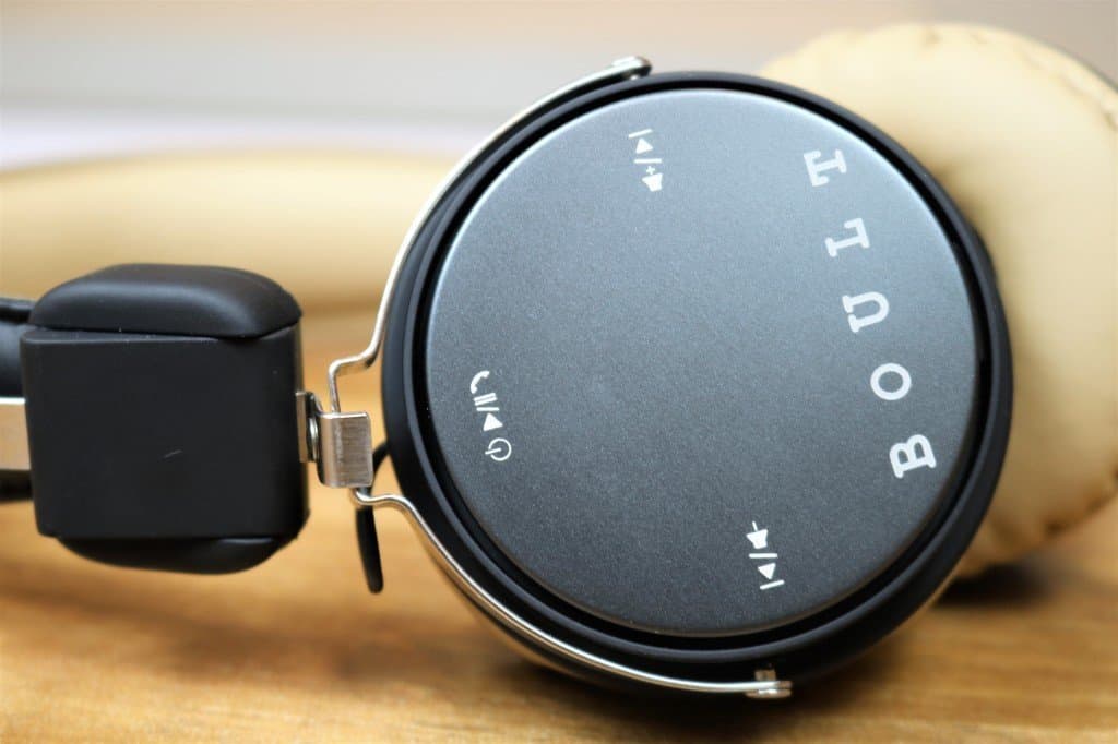 Boult Audio FLEX Wireless Bluetooth Headphones Review - Geekman.in 4 Boult Audio FLEX