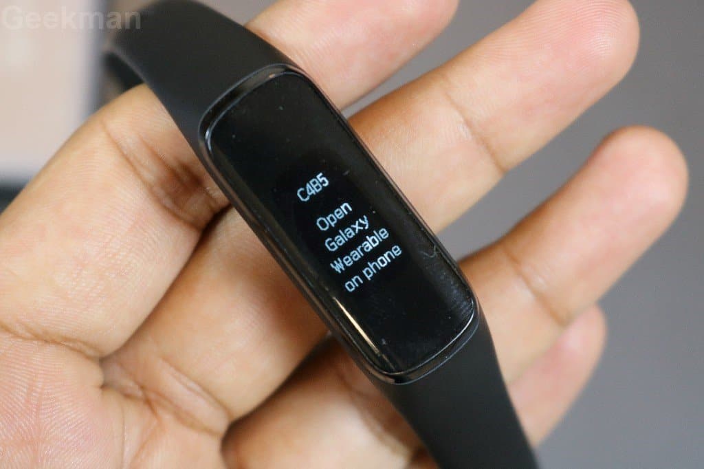 Samsung Galaxy Fit e Review, Batter than Mi band 3? 7 Fit e
