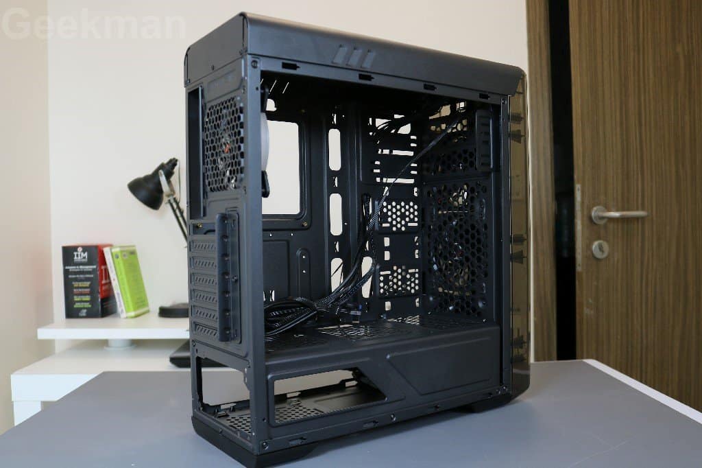 CHIPTRONEX GX2000 Gaming Cabinet Review 16 CHIPTRONEX GX2000