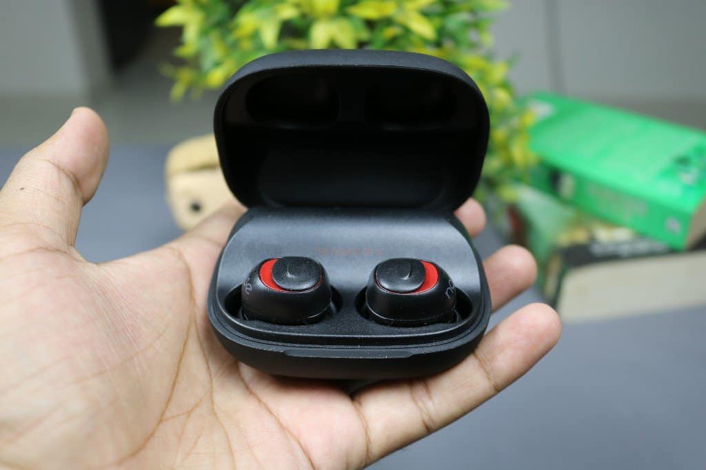 Noise Shots X5 Charge Review | Best Budget True Wireless Earbuds? 11 Noise Shots X5 charge