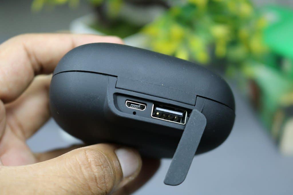 Noise Shots X5 Charge Review | Best Budget True Wireless Earbuds? 5 Noise Shots X5 Charge case
