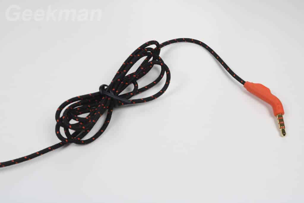 JBL Quantum 200 Review | Best Gaming Headphones for PUBG and CS GO 5 JBL Quantum 200 Review