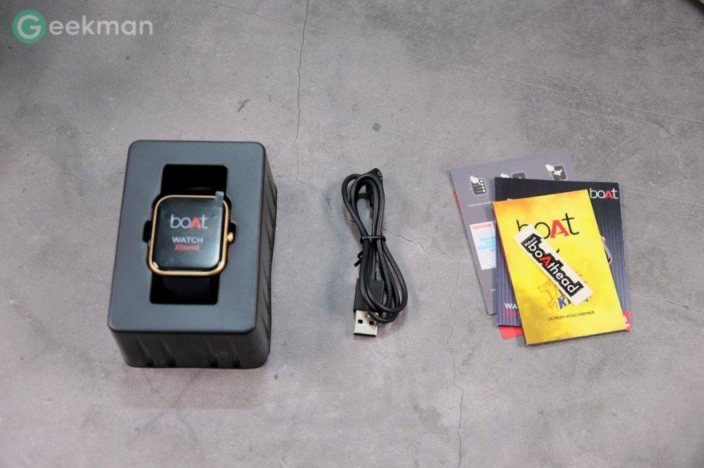 Boat Xtend Smartwatch Review With Pros & Cons, Is It Worth Buying? 1 Boat Xtend box content