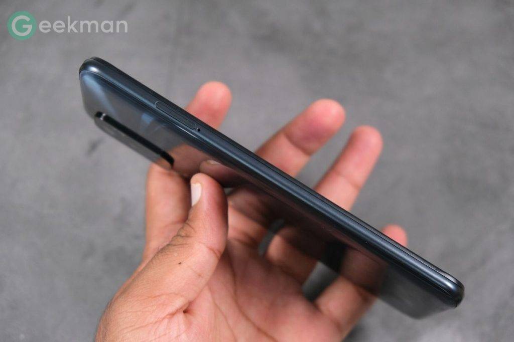 Poco M3 Pro 5G Review With Pros & Cons: Compromise! 7 Poco M3 Pro side