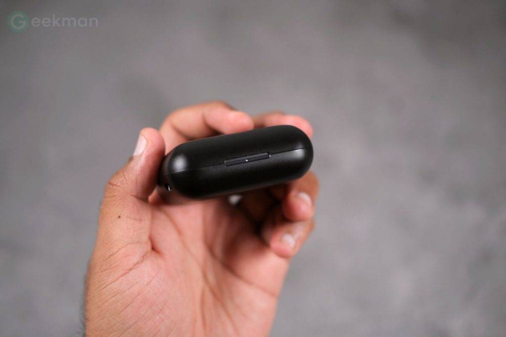 Boult Audio AirBass SoulPods Review | Best Budget ANC True Wireless Earbuds? 5 Boult Audio AirBass SoulPods design and build