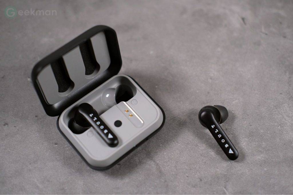 Boult Audio AirBass SoulPods Review | Best Budget ANC True Wireless Earbuds? 10 Boult Audio AirBass