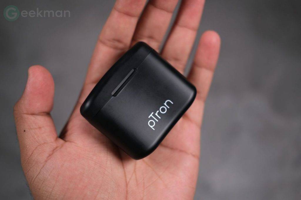 pTron Bassbuds Lite V2 charging box