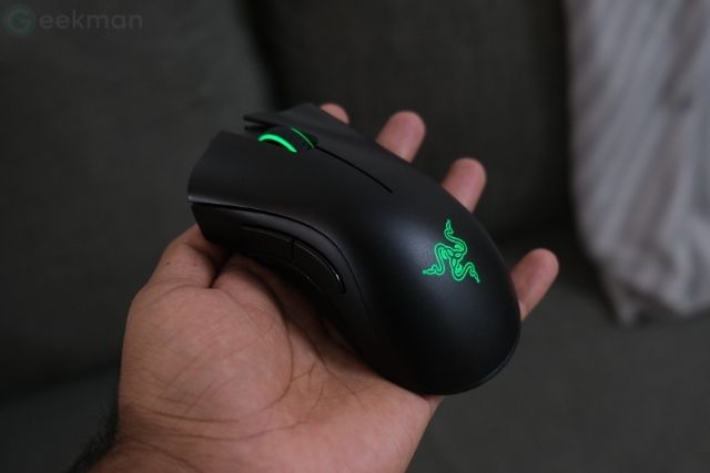 Razer DeathAdder Essential design and build