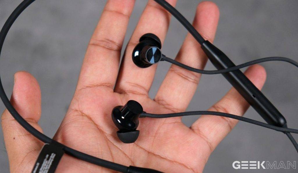OnePlus Bullets Wireless Z2 Review With pros & Cons 9 OnePlus Bullets Wireless Z2 design
