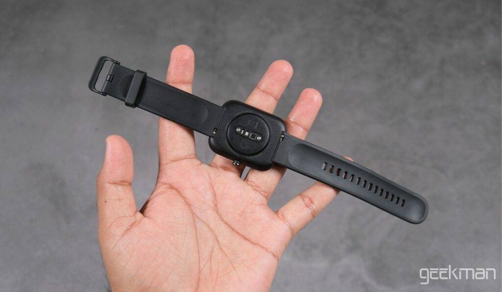 AmazFit Bip 3 & Bip 3 Pro Review, Most accurate Smartwatch Under 5000 6 AmazFit Bip 3 Design