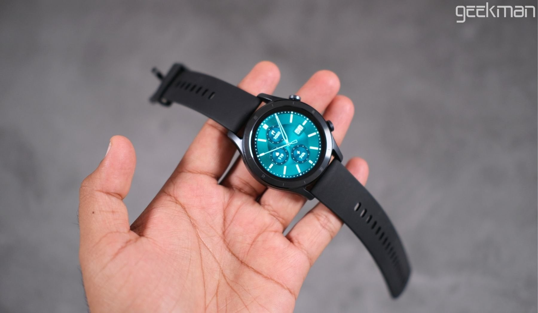 Realme TechLife Watch R100 Review