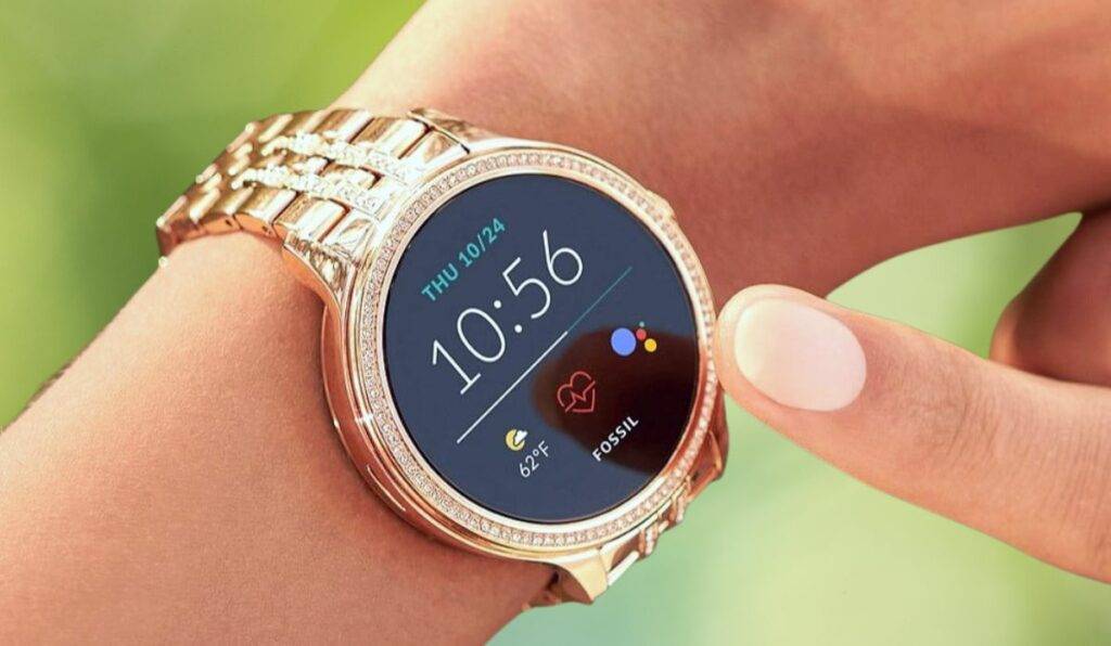 Best Smartwatches For Women In India (September 2023) All Budget 12 Fossil Gen 6