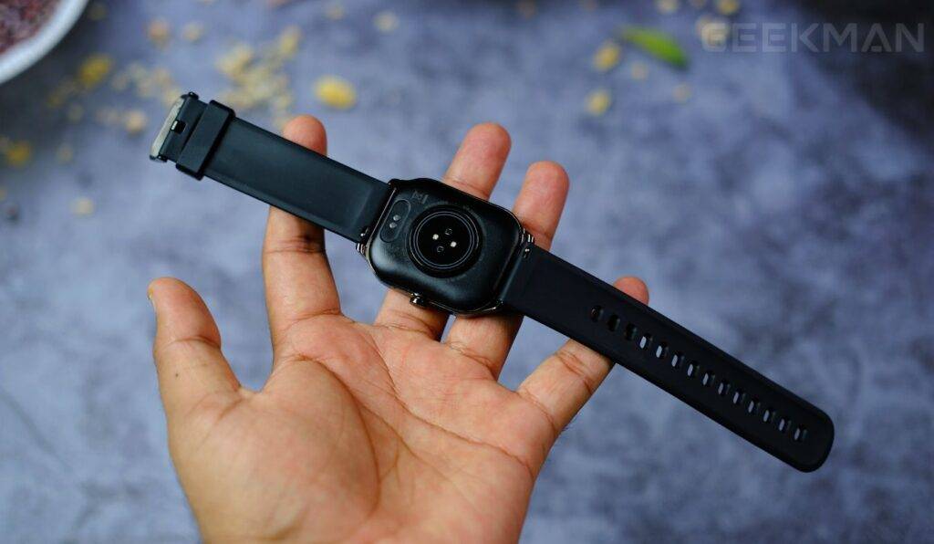 AmazFit Pop 3S Review, Best Smartwatch Under 5000 Rs? 5 AmazFit Pop 3S build