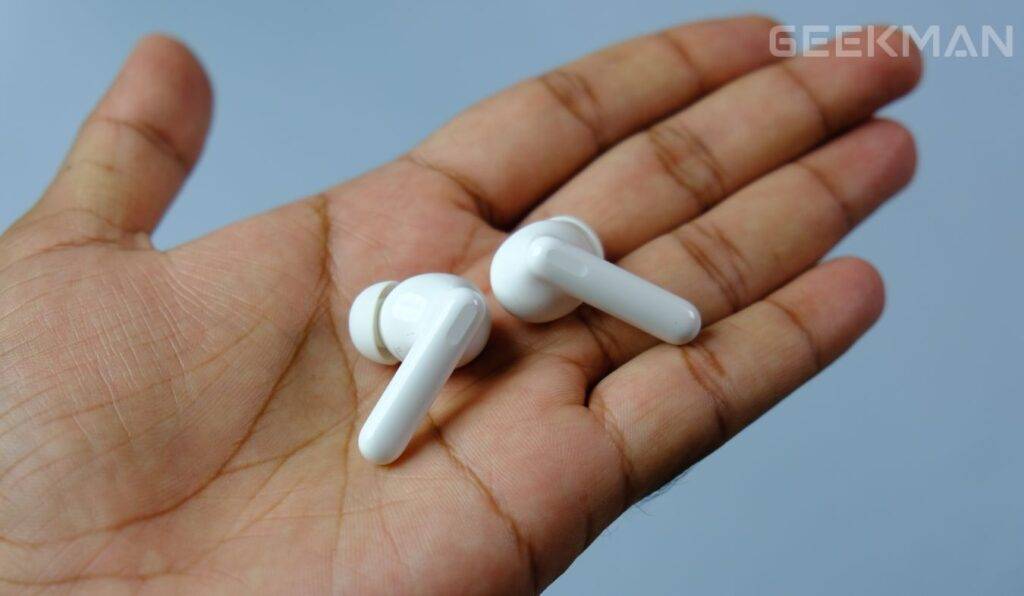 Oppo Enco Air 3 Pro review, Best Budget TWS Earbuds! 6 Oppo Enco Air 3 Pro design