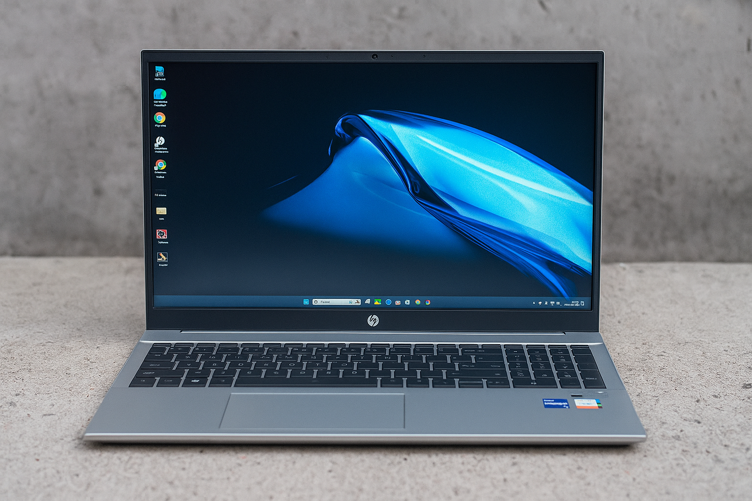 HP 15 15-fd1253TU