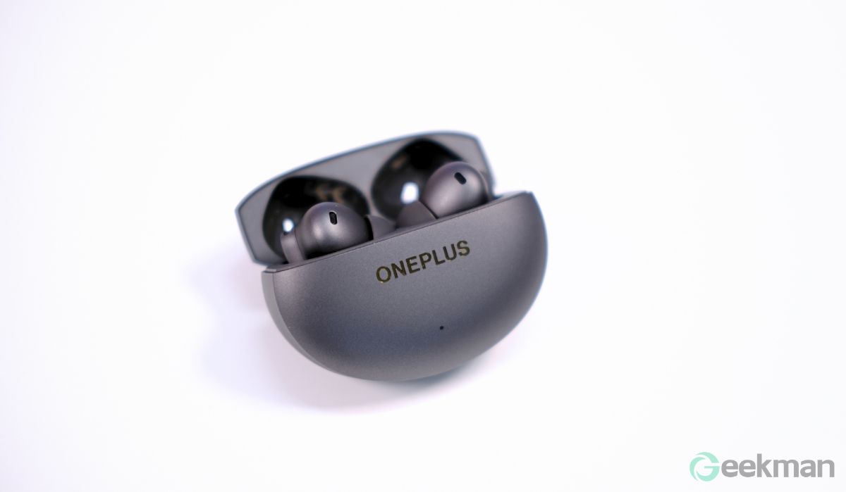OnePlus Buds 4 design