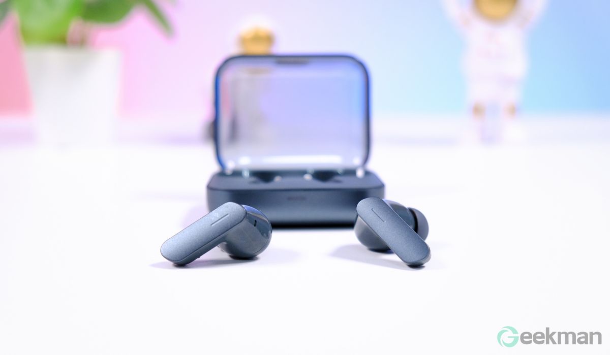Realme Buds Air 7 build