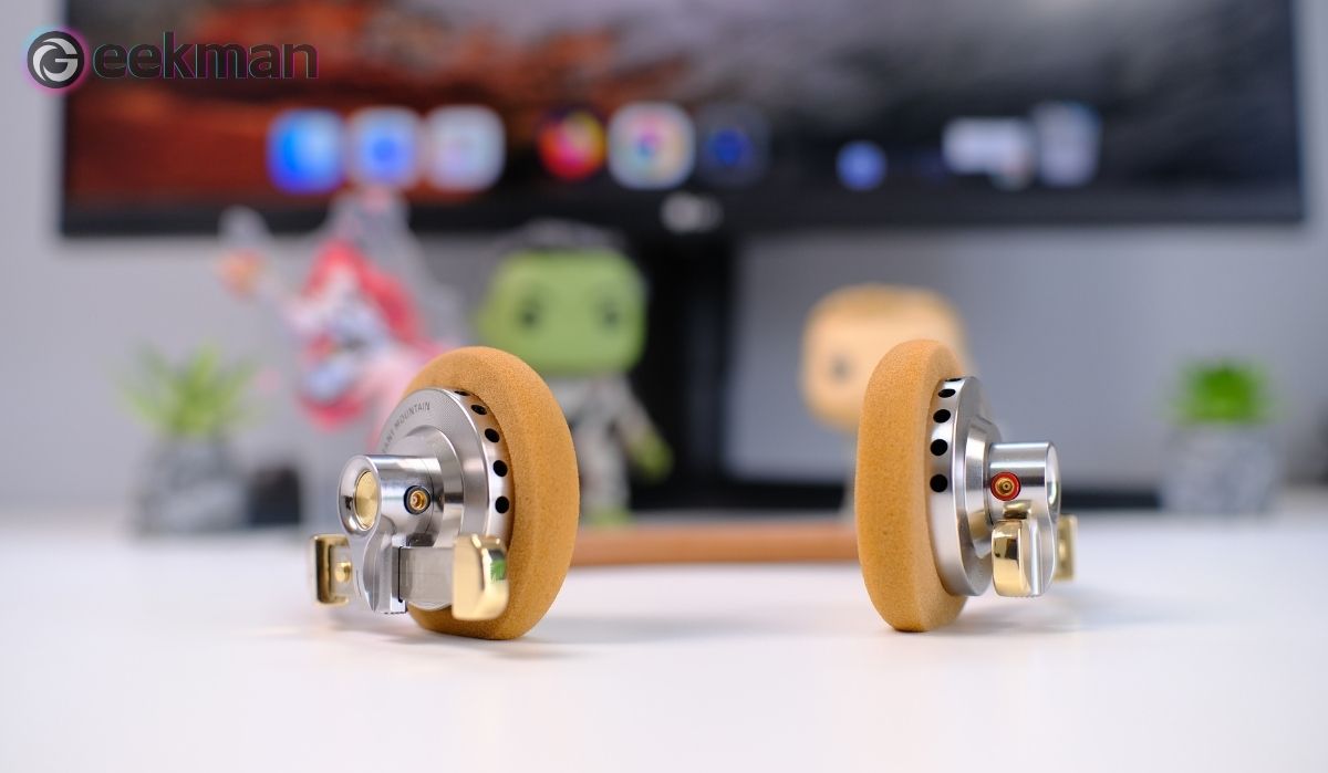 ROSESELSA Distant Mountain design