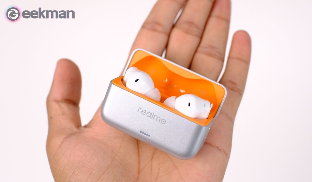 Realme Buds T500 Pro build
