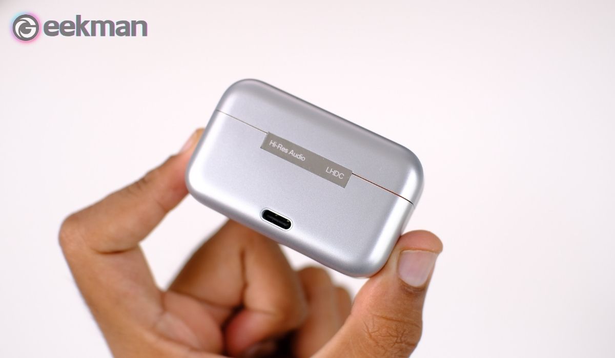 Realme Buds T500 Pro design