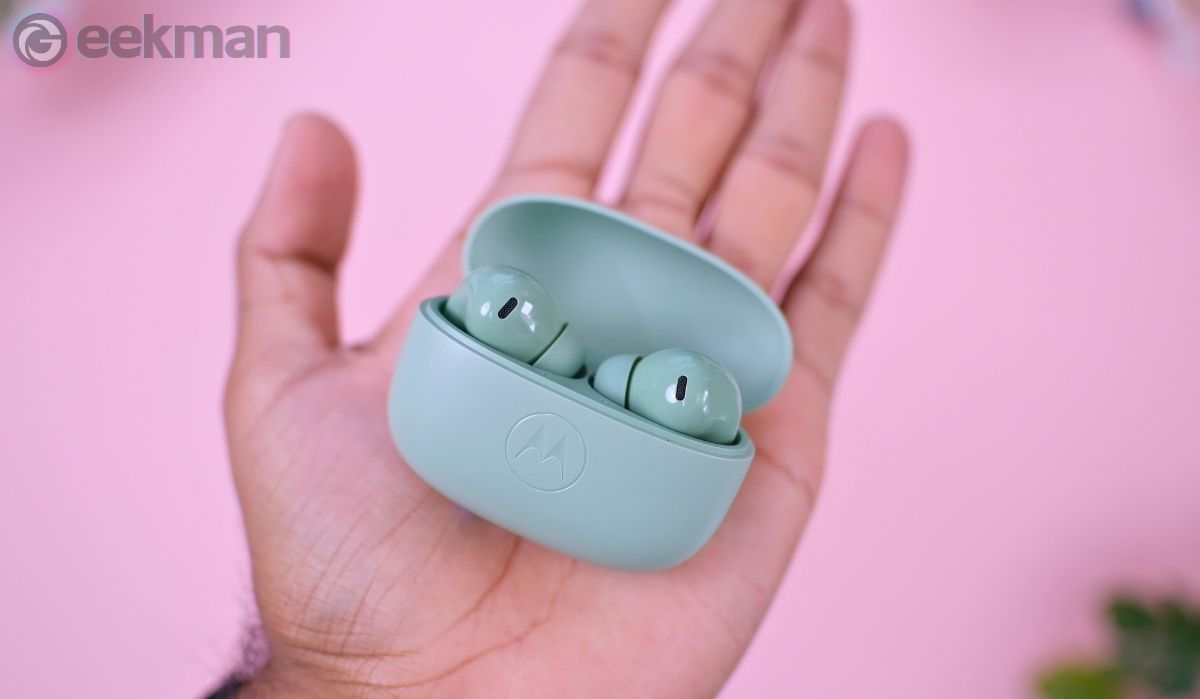 Moto Buds 2 Fusion design