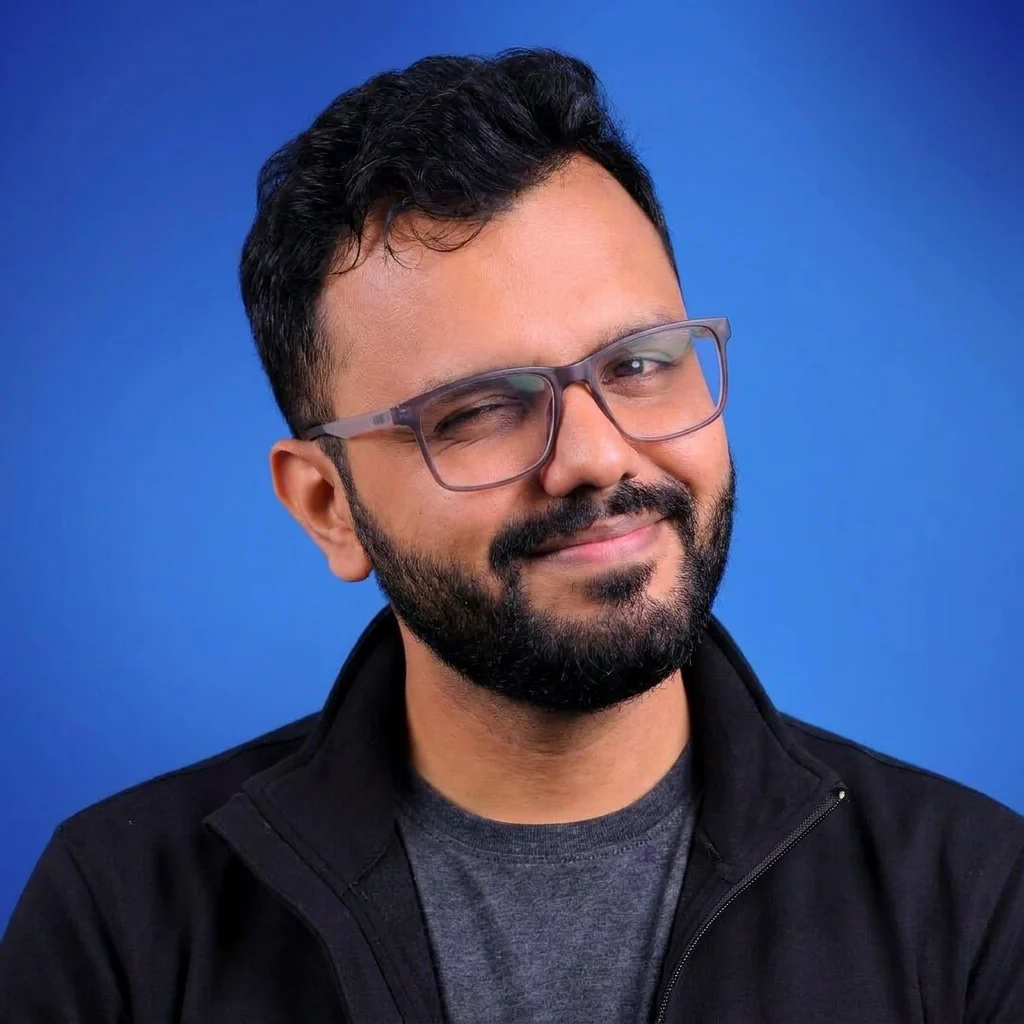 Mayur Dudharejiya, founder of Geekman, portrait · wink