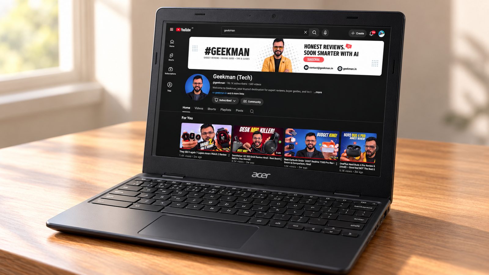 Acer Chromebook CO731 on a wooden desk